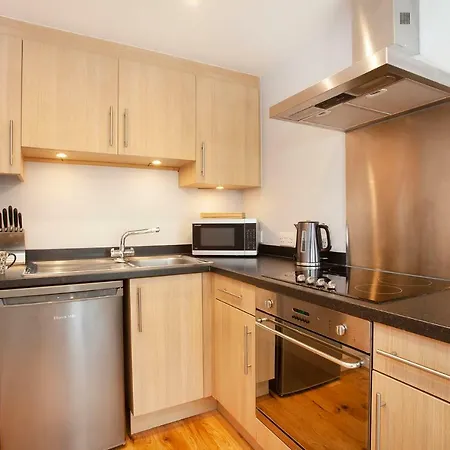 7 Gibson House - Chic Centre With Parking Holiday home York